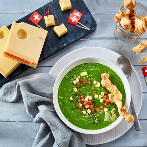 Refresca tu verano con cremas frías y el queso suizo Emmentaler AOP