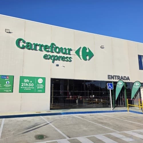 Carrefour Express inaugura dos supermercados en Molina de Segura y Madrid