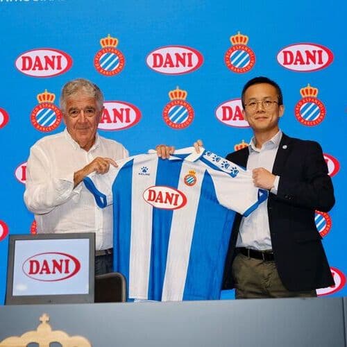 El RCD Espanyol y Conservas Dani renuevan su acuerdo de patrocinio por un año más