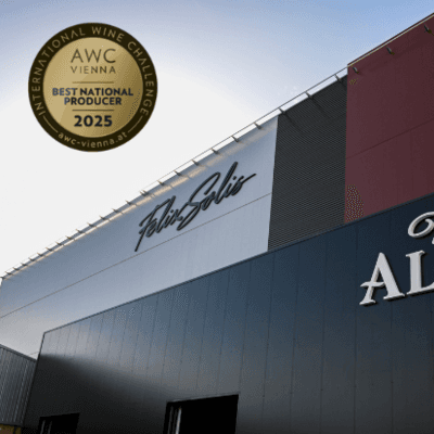 Félix Solís Avantis premiada como la Mejor Bodega Española por AWC Vienna