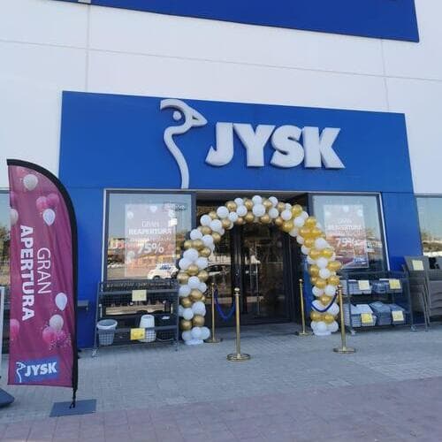 JYSK celebra la reapertura de su tienda en Alfafar, con descuentos de hasta un 75%