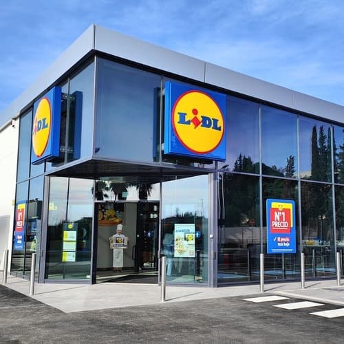 Lidl reabre su tienda de Manresa gracias a una inversión de 2,6M€ para su ampliación y modernización