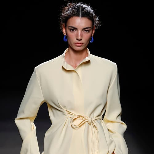 Estos son los beauty looks de los desfiles de Isabel Sanchís y Baro Lucas en MBFWMadrid