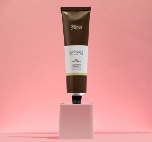 Doble limpieza: eficacia y placer sensorial con Skin Generics