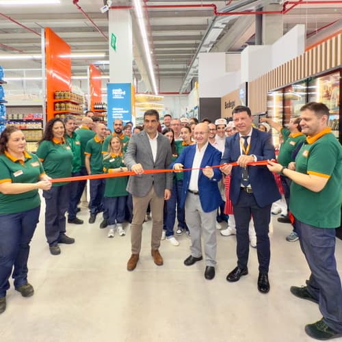 Vegalsa-Eroski inaugura en Santiago de Compostela el Cash Record más grande de su red comercial