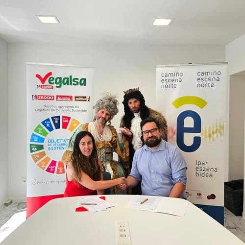 Vegalsa- Eroski vuelve a sellar su alianza con el mundo creativo de Camino Escena Norte