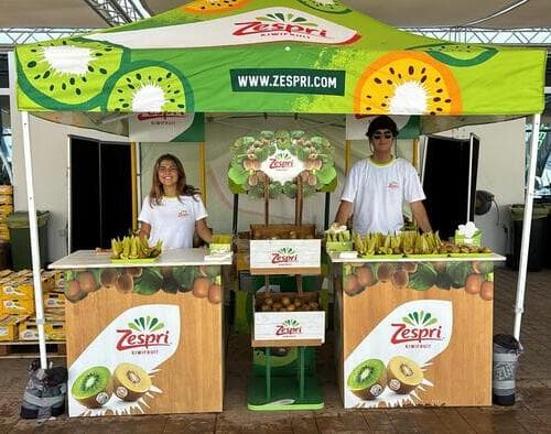 Zespri refuerza su compromiso con La Copa del Rey de Vela 2024