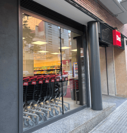 Dia refuerza su presencia en Cataluña con la apertura de su quinta tienda en el municipio de Terrassa