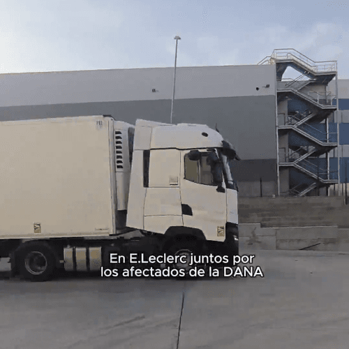 La ayuda continúa llegando a Valencia: E.leclerc dona un camión lleno de solidaridad