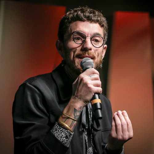 Samuel Merino gana el VII Premio Nacional de Poesía Viva de El Corte Inglés
