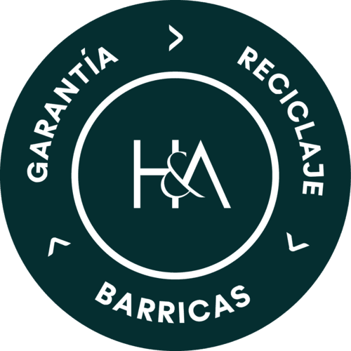 El reciclaje de barricas es la vía para reducir residuos y alargar la vida útil en el sector del vino y los destilados