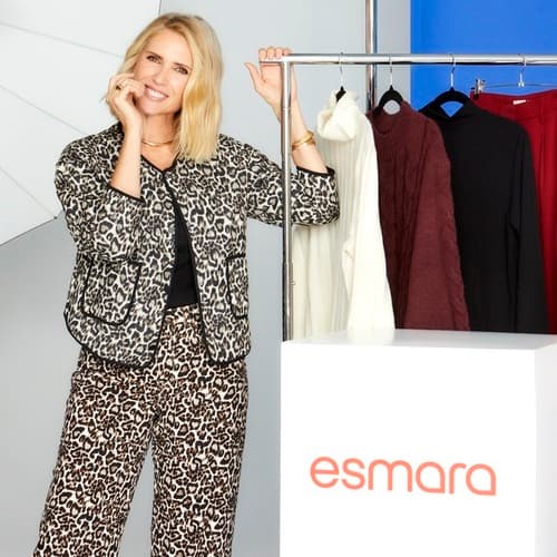 Esmara y Judit Mascó te desvelan las claves infalibles para posar como una modelo luciendo las prendas de las nuevas colecciones otoño-invierno de la marca