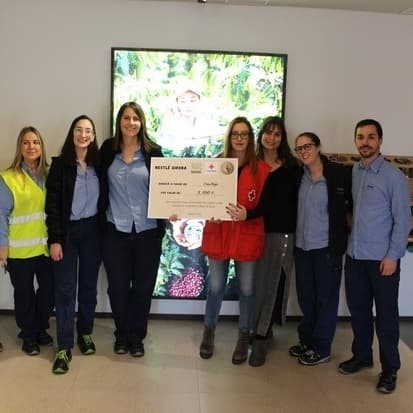 Nestlé continúa apoyando a los damnificados por la DANA