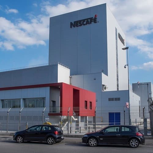 Nestlé reduce en un 36% las emisiones de CO2e en sus diez fábricas españolas