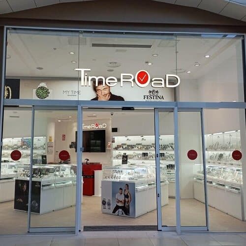 Time Road se recupera de la Dana y reabre su tienda del Centro Comercial Bonaire