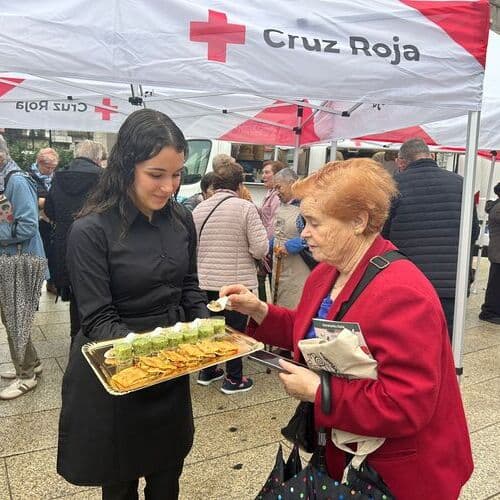 Más de 1.300 personas mayores de Galicia participan en las sesiones divulgativas y degustaciones de ‘Creamos Saúde Tour’