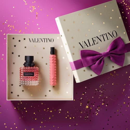Valentino Beauty inaugura por primera vez un pop up navideño en Madrid