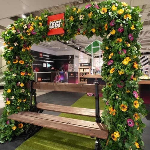 El Corte Inglés instala pop-ups de LEGO en cinco ciudades con motivo de San Valentín