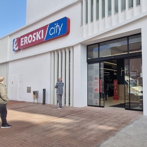 EROSKI inaugura un nuevo supermercado en Ciudadela, Menorca