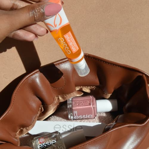 Tres imprescindibles de Essie para acertar con el regalo de tu amiga invisible (last minute)