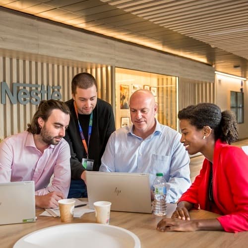 Nestlé, líder en atracción de talento en el sector de la alimentación