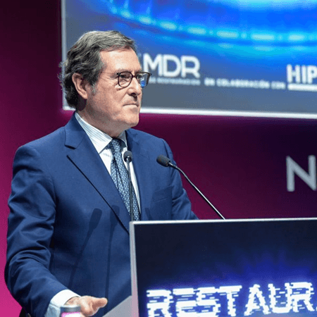 Garamendi critica la falta de diálogo social y la escasez de personal cualificado en la hostelería