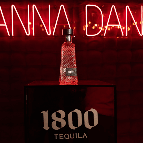 Más allá de la pasarela: el universo 1800 Tequila toma la Fashion Week de Madrid
