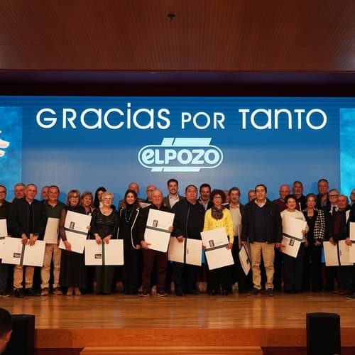 El Pozo Alimentación homenajea a sus jubilados en la gala ‘Gracias por tanto’