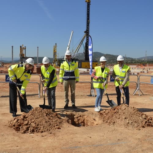 JYSK coloca la primera piedra de su nuevo centro logístico en Almenara (Castellón)