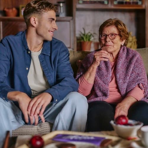 El 72% de los españoles considera clave el papel de los abuelos en la infancia y el 38% reconoce que sus abuelos impulsaron alguna ilusión o interés personal