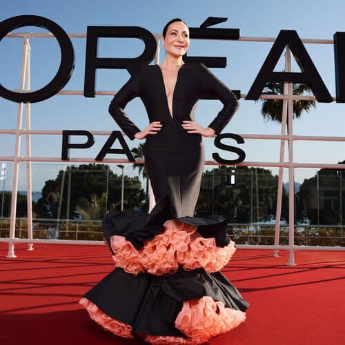Ana Milán deslumbra en Cannes con un beauty look firmado por L'Oréal Paris