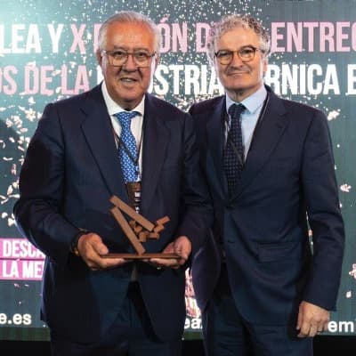 Miguel España Muñoz recibe el Premio ANICE 2025 a la Trayectoria Empresarial