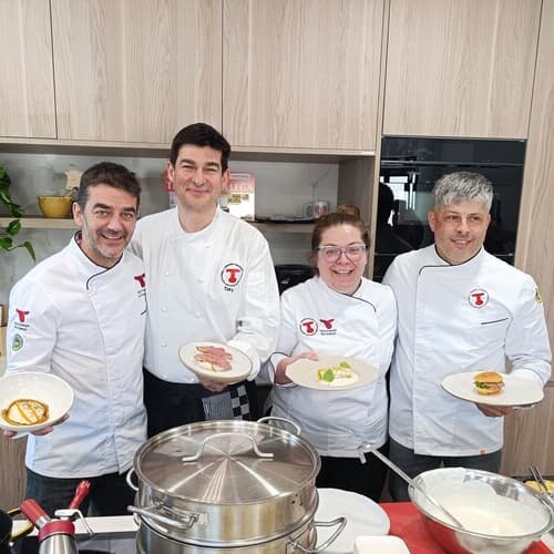 Ternera Gallega estrena su nueva Escuela de Cocina en los medios digitales