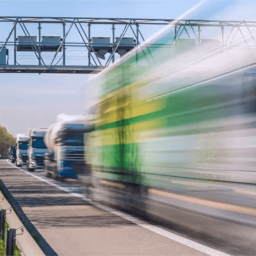 UTA Edenred y ASTRE Ibérica firman un acuerdo para el suministro de gasóleo y la gestión de peajes para empresas de transporte