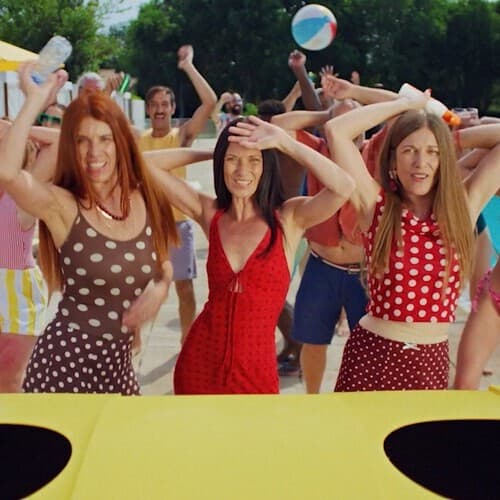 Ecoembes impulsa su campaña de verano 2026 para recordar la importancia de reciclar también en vacaciones