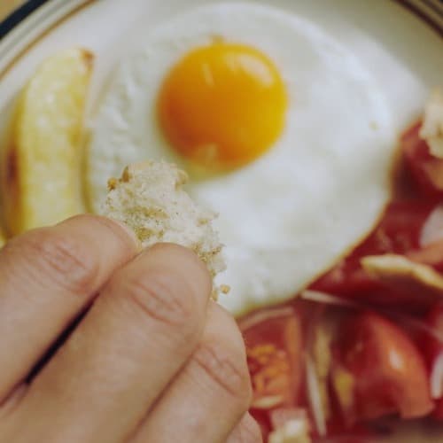 El huevo se afianza como una de las proteínas más accesibles y ya está presente en el 97% de los hogares