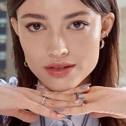 ¿Maquillaje de larga duración a un precio accesible? Ahora es posible con Maybelline New York