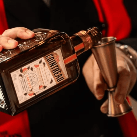 Cointreau y Rémy Martin refuerzan su liderazgo en la mixología global como socios de 50 Best Bars