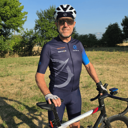 Albert Bosch y Veritas se unen en el reto "Re-cycling the World", una travesía europea en bicicleta por la sostenibilidad y la Salud