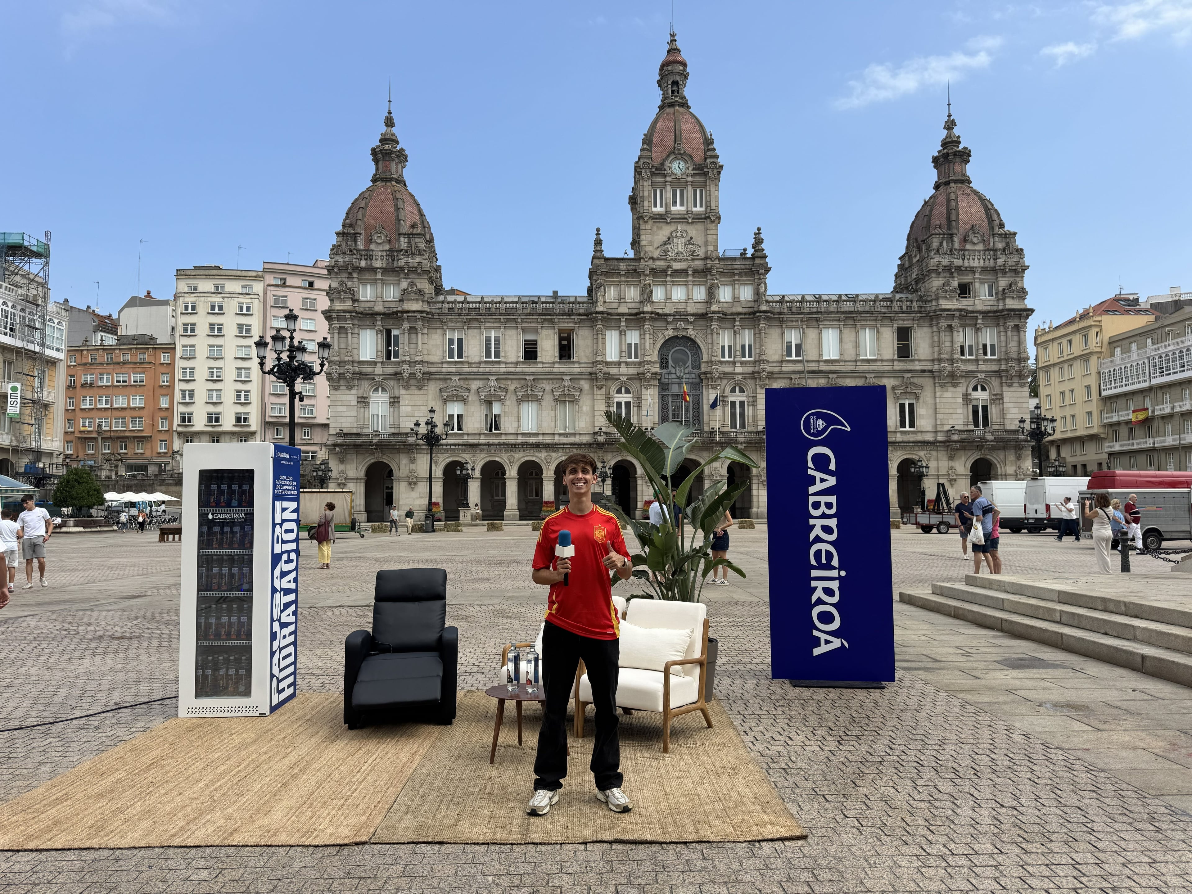 Cabreiroá celebra un nuevo éxito de la Selección Española de Fútbol facilitando una original pausa de hidratación