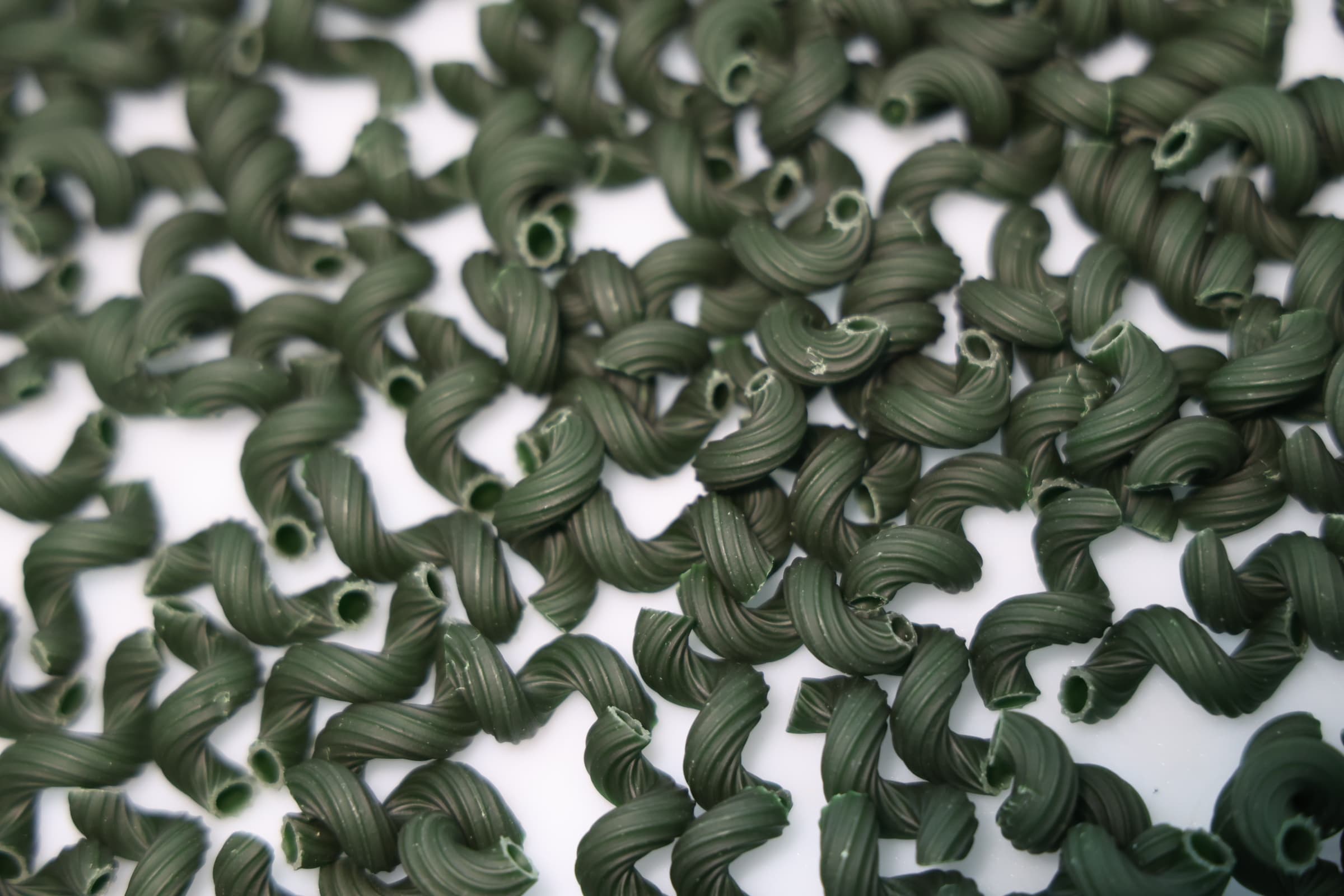 La Isleña lanza al mercado su nueva pasta elaborada con espirulina 100% canaria